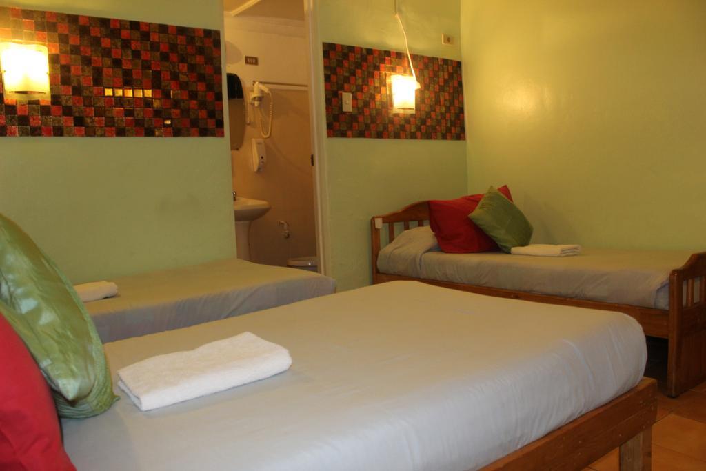 Saint Illian'S Inn Makati Makati City Exterior foto