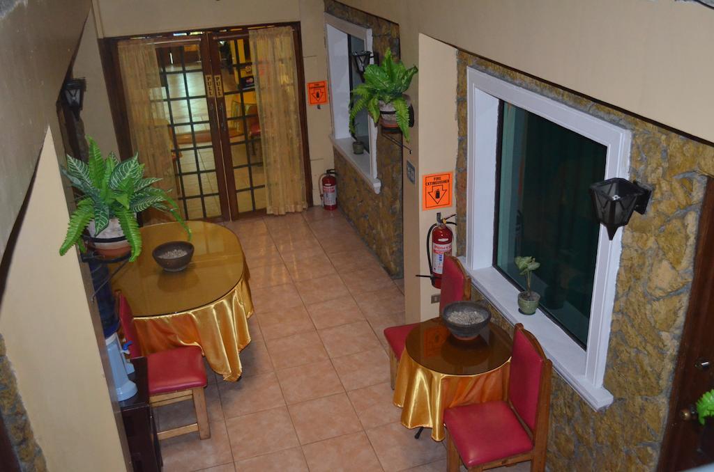 Saint Illian'S Inn Makati Makati City Exterior foto